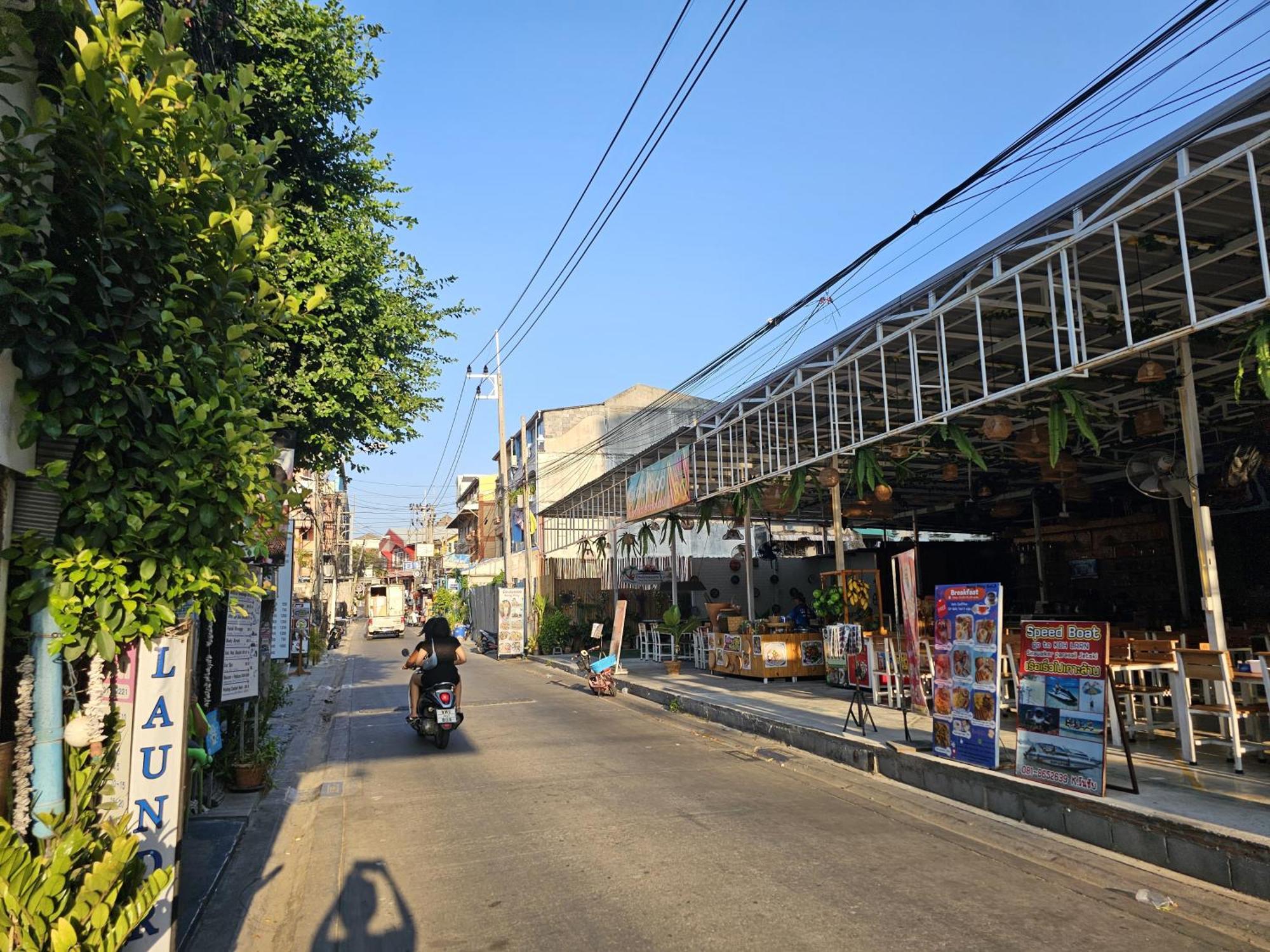 39 Living Pattaya Villa Luaran gambar