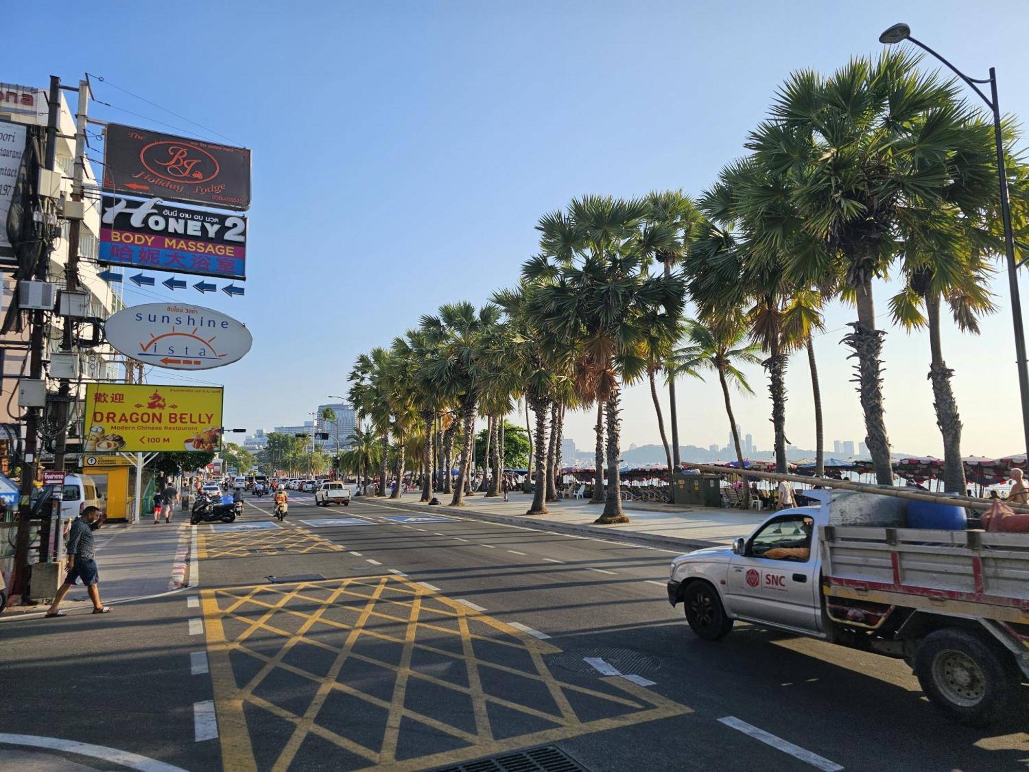 39 Living Pattaya Villa Luaran gambar