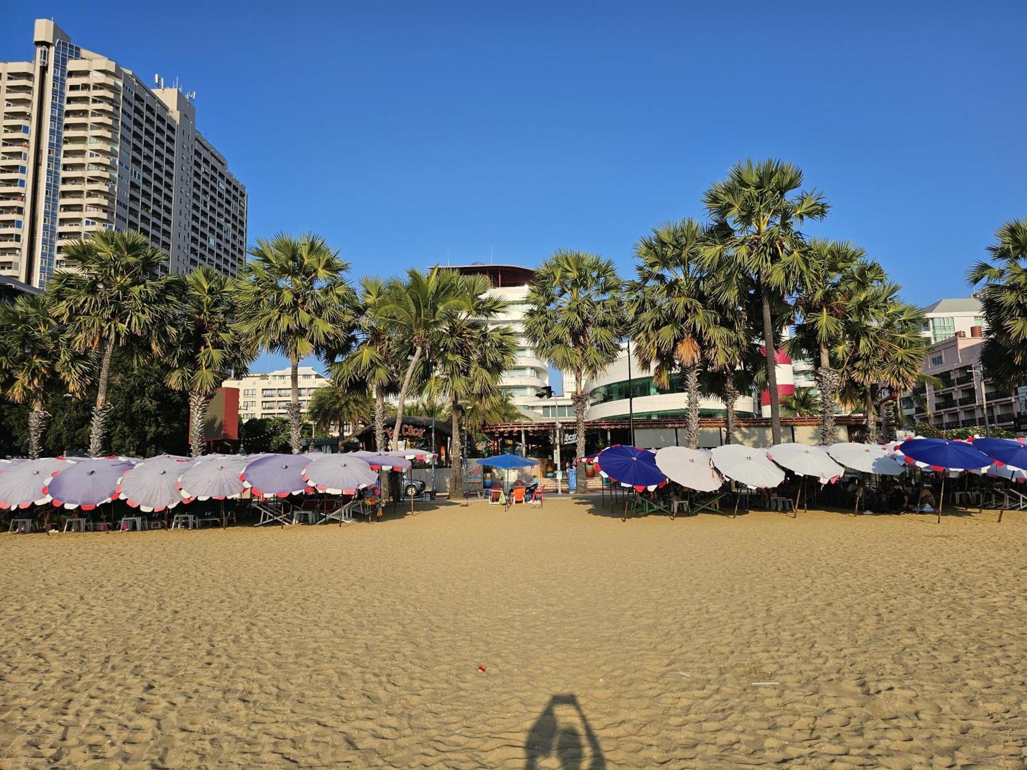 39 Living Pattaya Villa Luaran gambar
