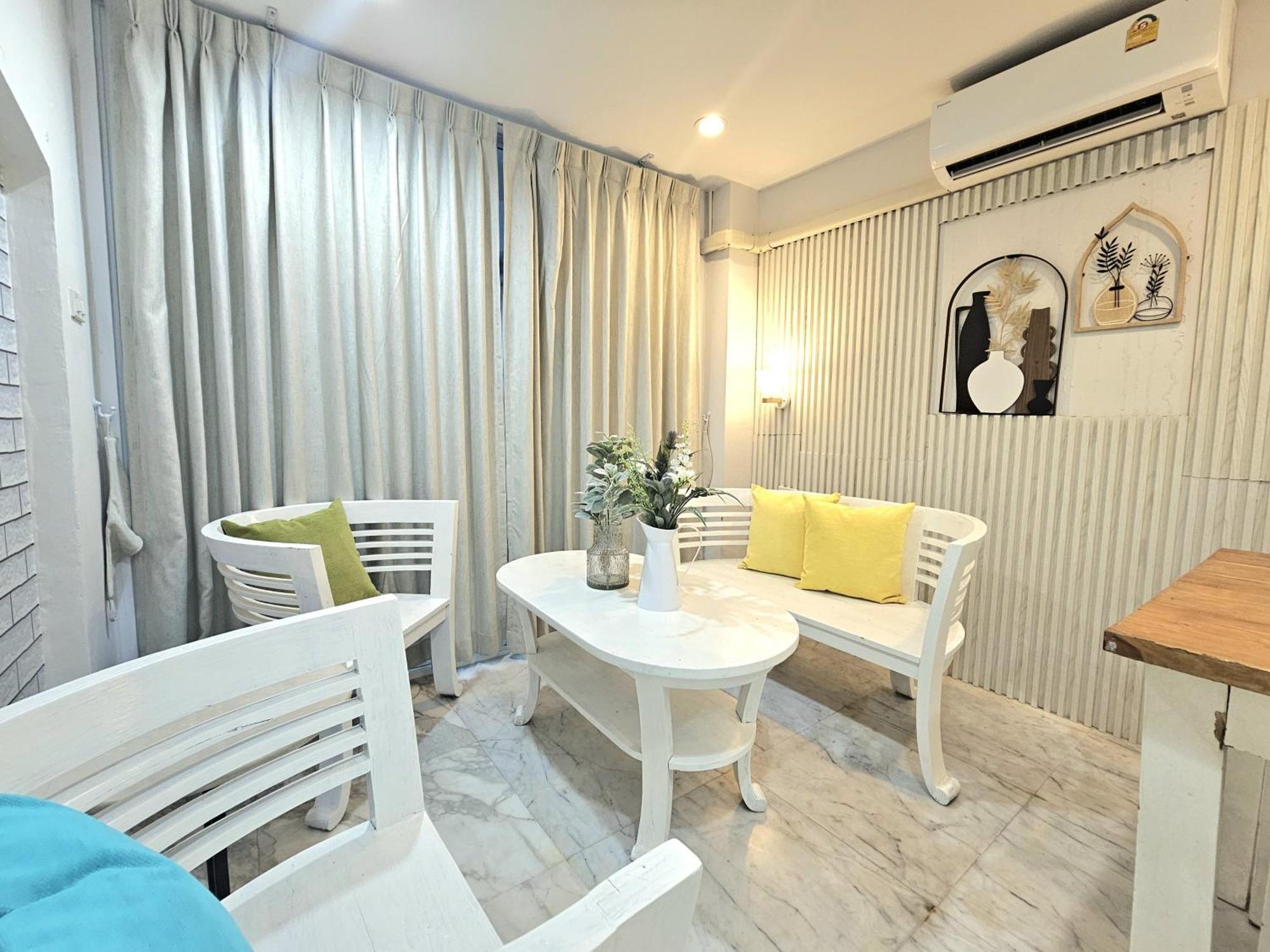 39 Living Pattaya Villa Luaran gambar