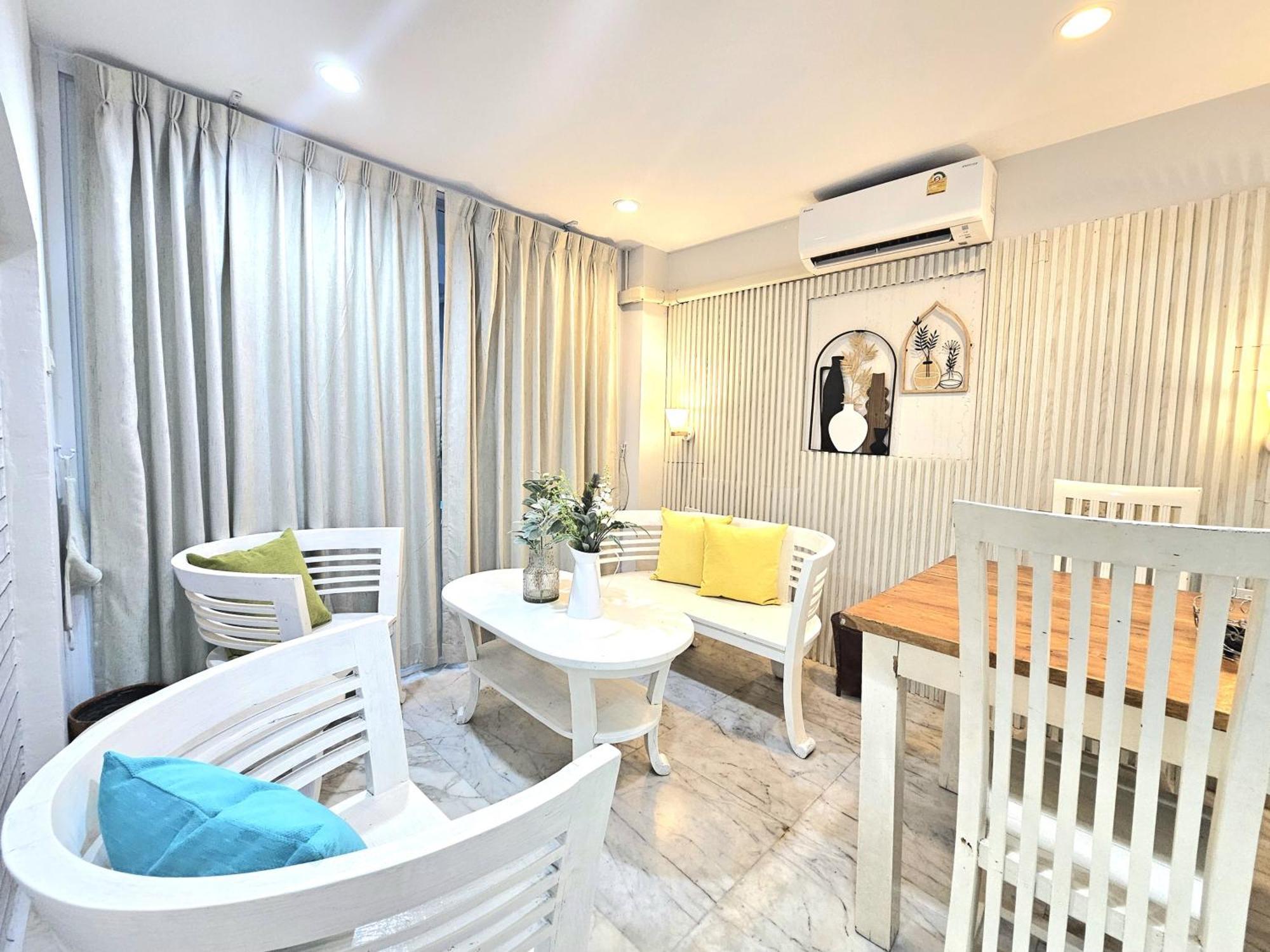 39 Living Pattaya Villa Luaran gambar