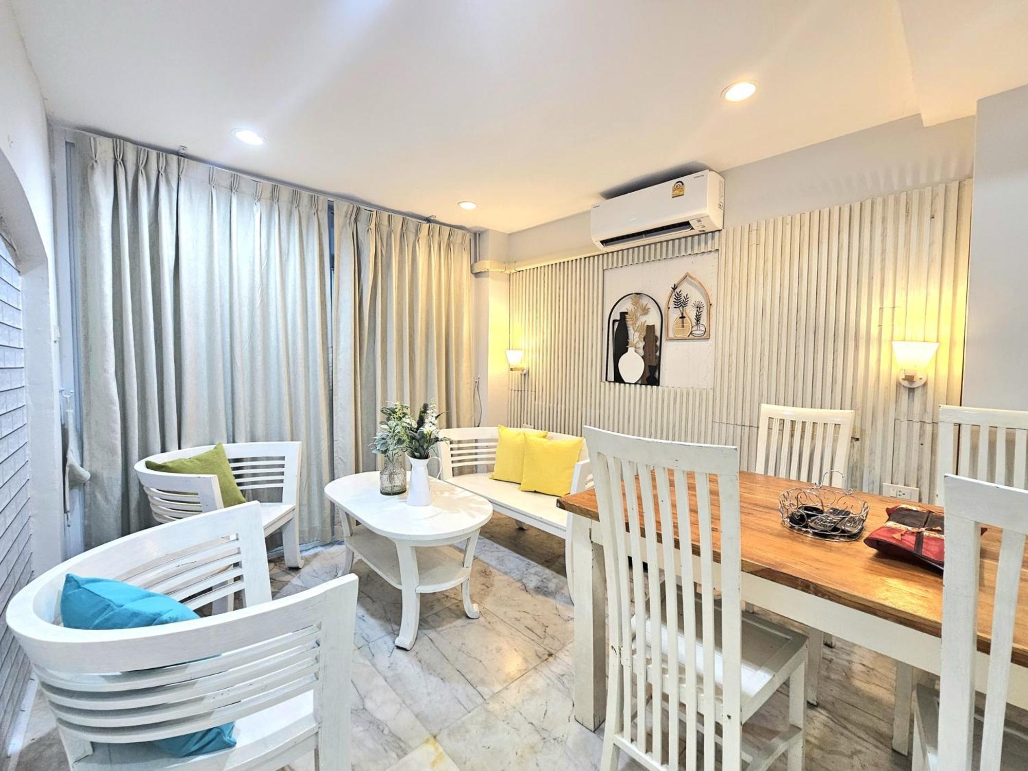 39 Living Pattaya Villa Luaran gambar